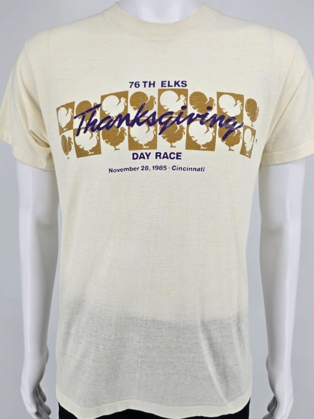 Vintage 1985 Screen Stars Cincinnati Elks Thanksgiving Day RaceT-Shirt (M/L)